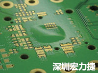 散熱差可能導(dǎo)致PCB阻焊層的剝離。