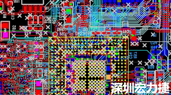 使用HDI布線輔助設計工具，可加速設計方案線路布設，同時可在生產(chǎn)前先利用軟件模擬找出設計問題。