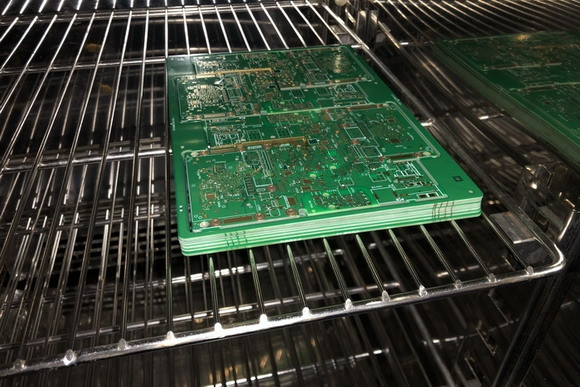 PCB上線前烘烤可以增加焊錫性嗎？